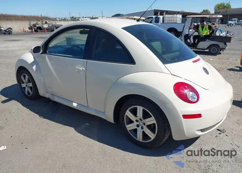 2006 Volkswagen New Beetle 2.5 from USA, damaged, VIN 3VWRW31C46M408794